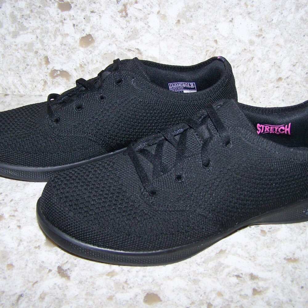 Sketchers GOGA Mat Black Slip-on shoes - Picture 2 of 6